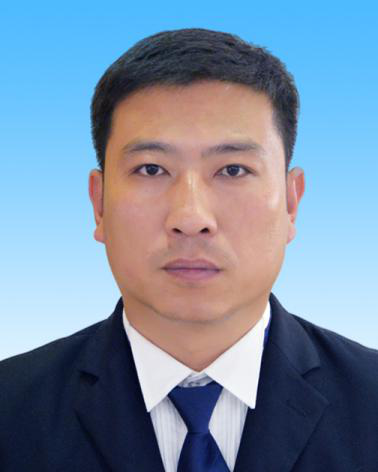 马国征照片